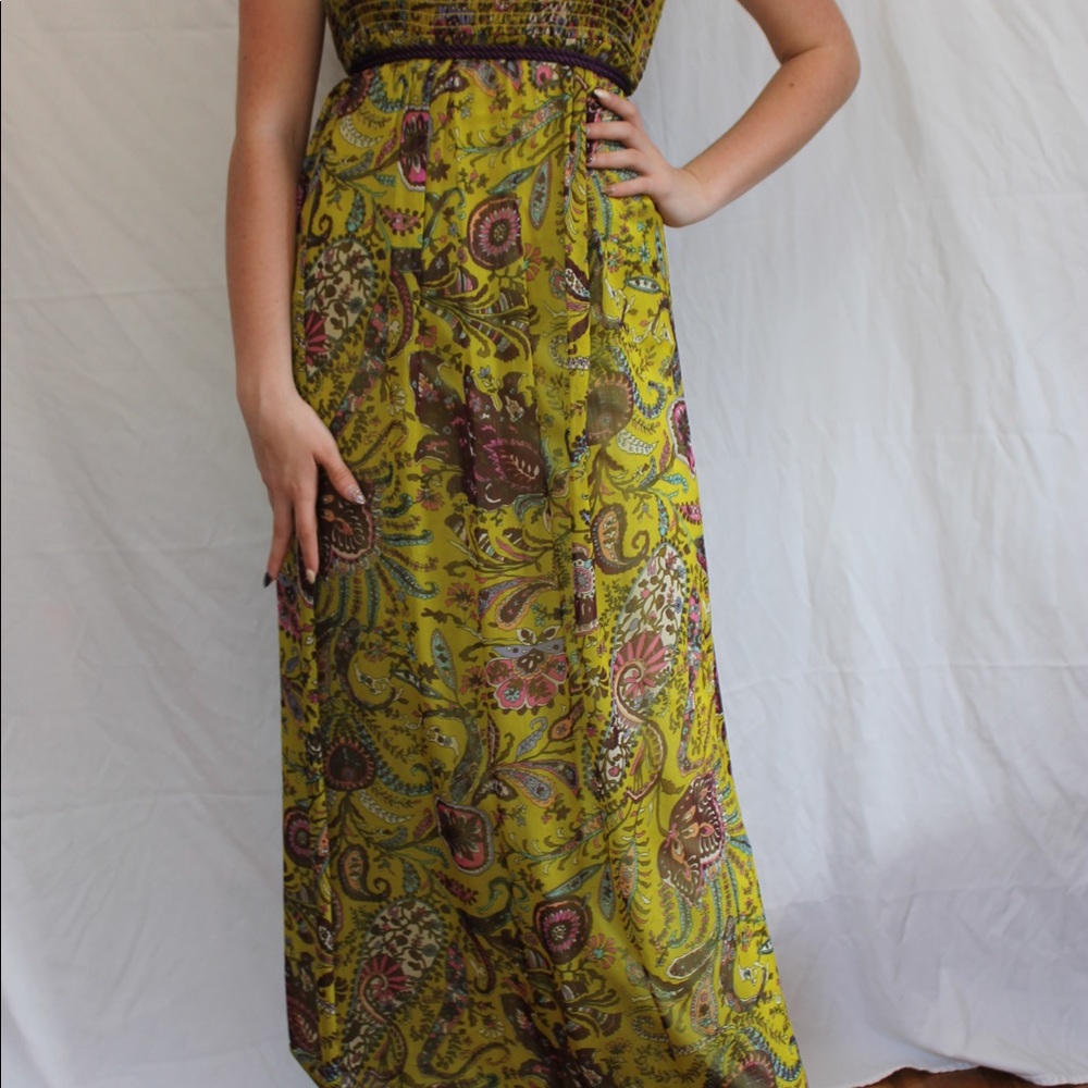 Amazing 2000s maxi strapless dress